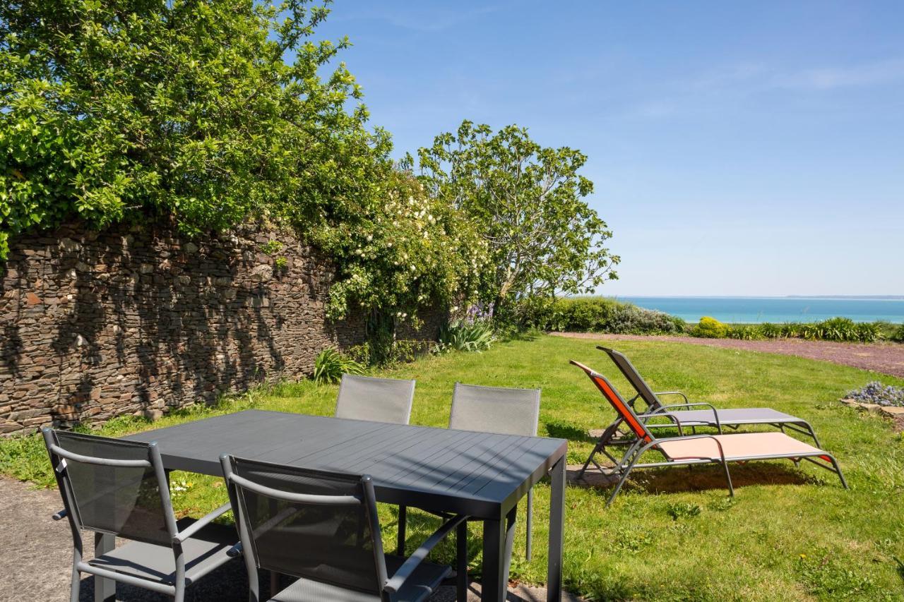 La Metairie-Du-Vauhariot - Vue Mer Et Mont Saint Michel - Piscine Chauffee - Acces Gr34 كُنْكال المظهر الخارجي الصورة