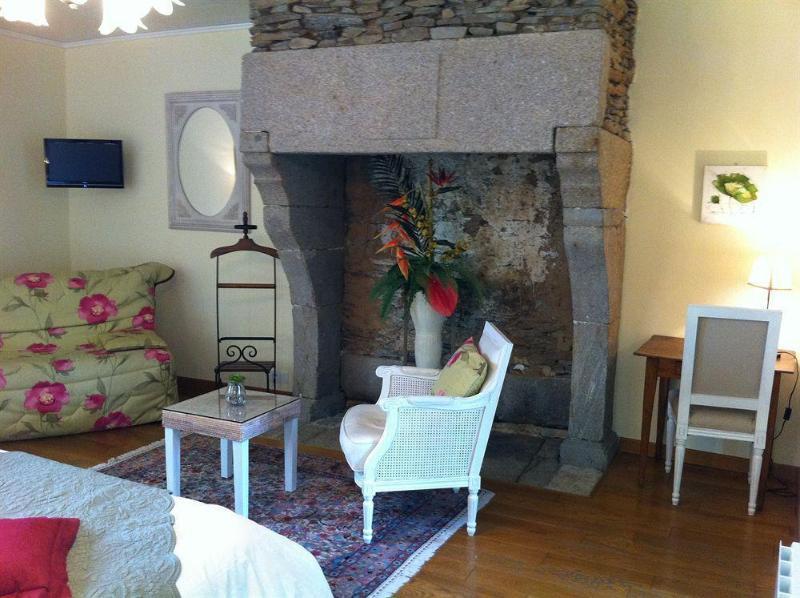 La Metairie-Du-Vauhariot - Vue Mer Et Mont Saint Michel - Piscine Chauffee - Acces Gr34 كُنْكال المظهر الخارجي الصورة