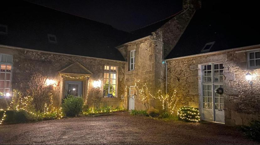 La Metairie-Du-Vauhariot - Vue Mer Et Mont Saint Michel - Piscine Chauffee - Acces Gr34 كُنْكال المظهر الخارجي الصورة